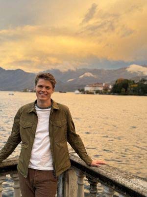 À la découverte des Alpes et de l&rsquo;amour, Menton