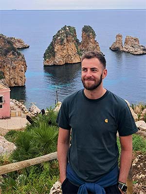 Explorer le monde à mes côtés, Éloi de Clermont-Ferrand