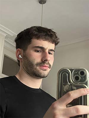 Tu veux être mon copain ? Emeric de Versailles