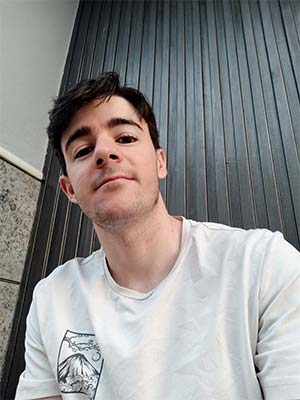 M’y retrouver dans le monde gay et sur Le Mans